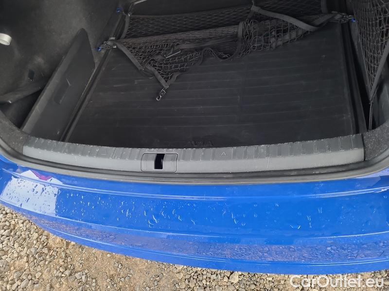  Skoda  Octavia  Lim. (NX3)(2020) Oct. 2.0TDI 110 Style AT 5d #11