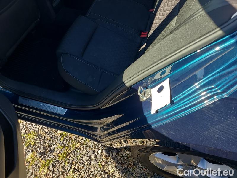  Skoda  Superb  (3V3)(2015) Supe.FL1.5TSI 110 Ambition AT #21