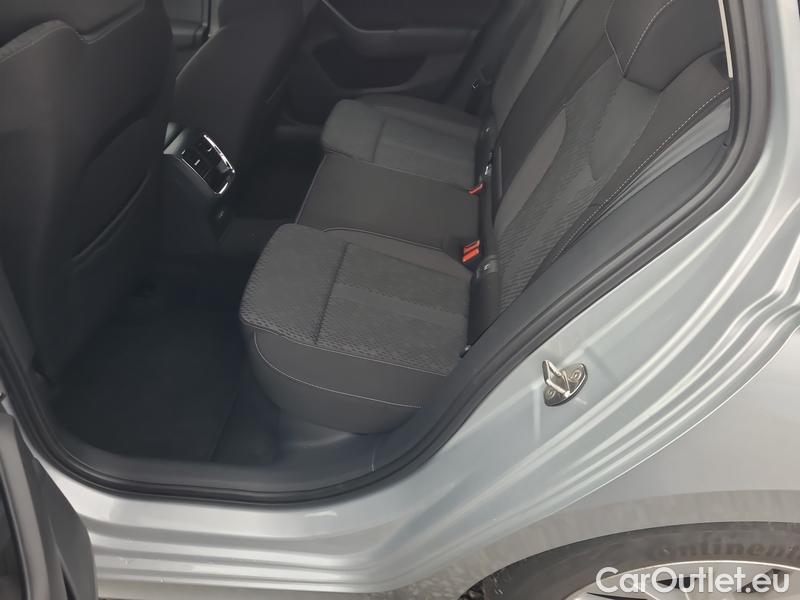  Skoda  Octavia  Combi (NX3)(2020) Oct.Combi 2.0TDI 110 Style AT #13