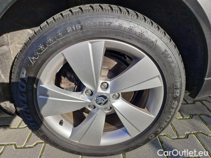  Skoda  Superb  Combi (3V5)(2015) Sup.C.FL2.0TDI 140 Sco.4x4 AT #14