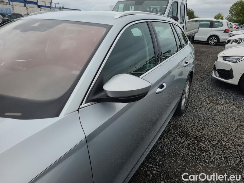  Skoda  Octavia  Combi (NX3)(2020) Oct.Combi 2.0TDI 110 Style AT #21