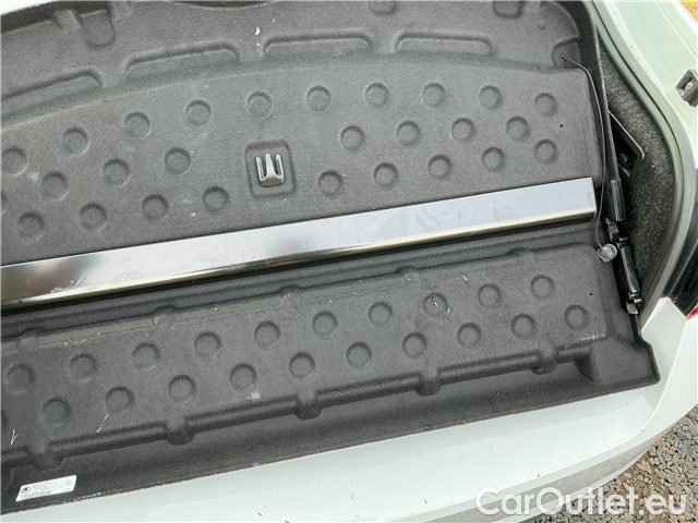  Skoda  Superb Supe.FL2.0TDI 110 L&K AT #20