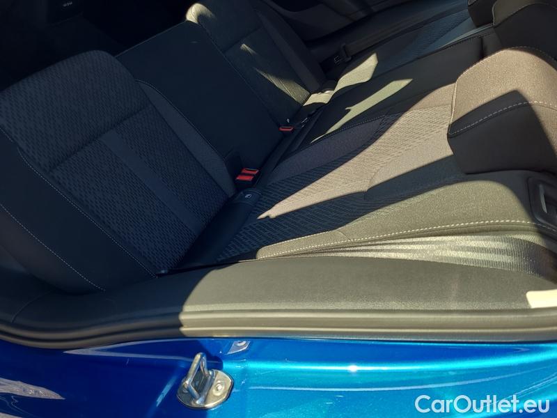  Skoda  Octavia  Lim. (NX3)(2020) Oct.2.0TDI 110 Style 5d #12