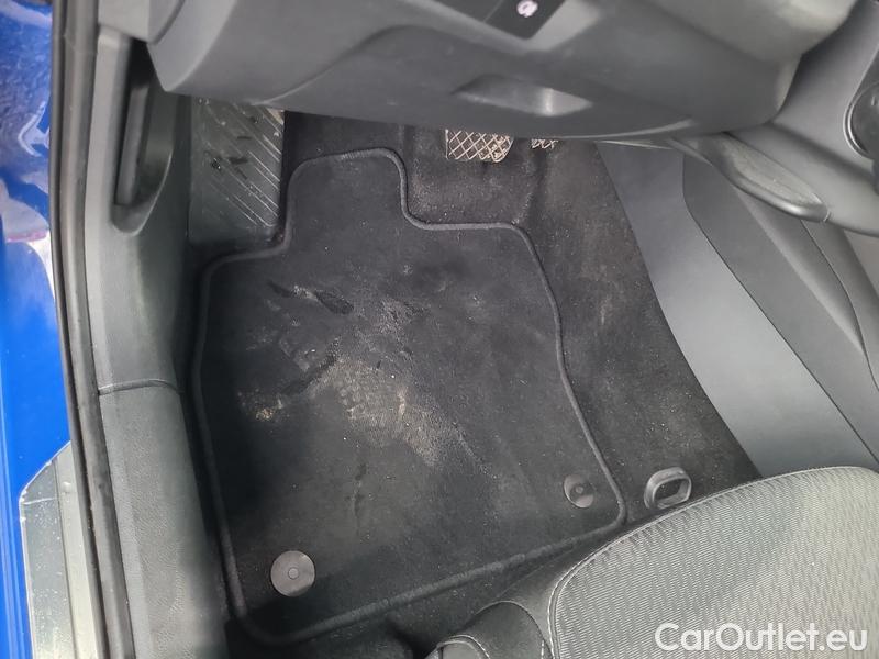  Skoda  Octavia  Lim. (NX3)(2020) Oct. 2.0TDI 110 Style AT 5d #6