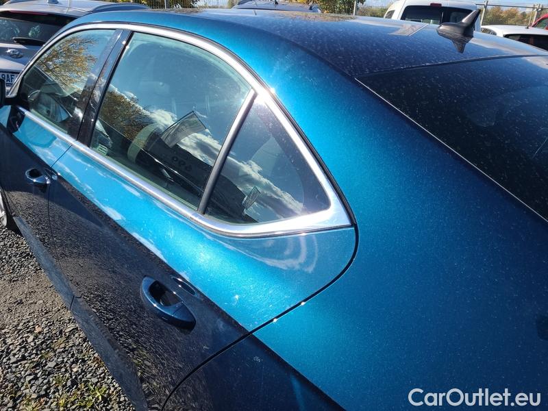  Skoda  Superb  (3V3)(2015) Supe.FL1.5TSI 110 Ambition AT #30