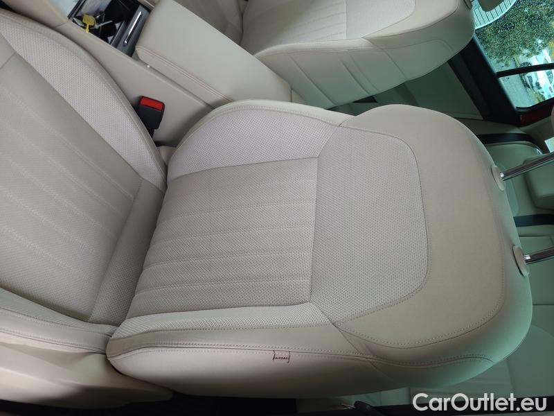  Skoda  Superb  Combi (3T5)(2010) Su.C.2.0TDI 147 4x4 Style Aut #9