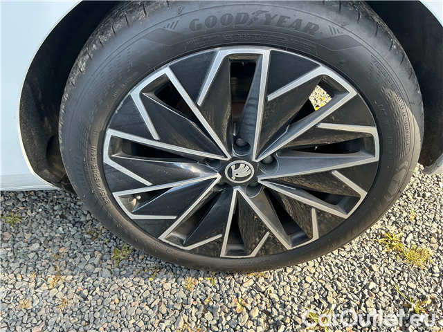  Skoda  Superb Supe.FL2.0TDI 110 L&K AT #11