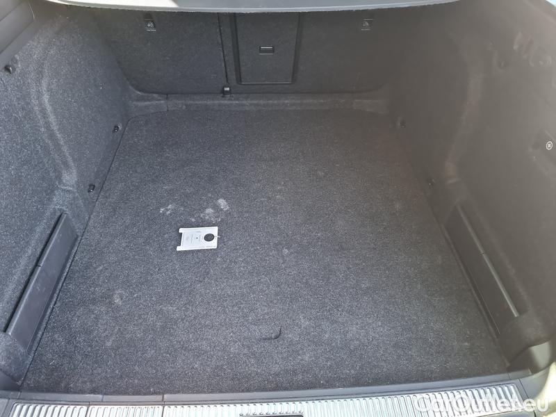  Skoda  Superb  Combi (3T5)(2010) Su.C.2.0TDI 147 4x4 Style Aut #13