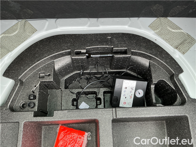  Skoda  Superb Supe.FL2.0TDI 110 L&K AT #18