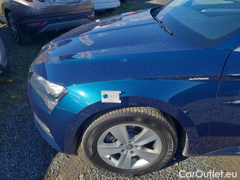  Skoda  Superb  (3V3)(2015) Supe.FL1.5TSI 110 Ambition AT #8