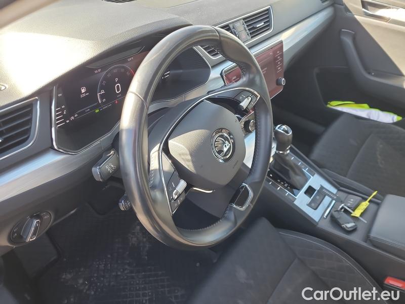  Skoda  Superb  (3V3)(2015) Supe.FL1.5TSI 110 Ambition AT #18