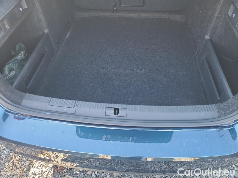  Skoda  Superb  (3V3)(2015) Supe.FL1.5TSI 110 Ambition AT #26