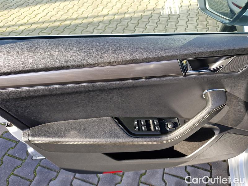  Skoda  Superb  Combi (3V5)(2015) Sup.C.FL2.0TDI 140 Sco.4x4 AT #17