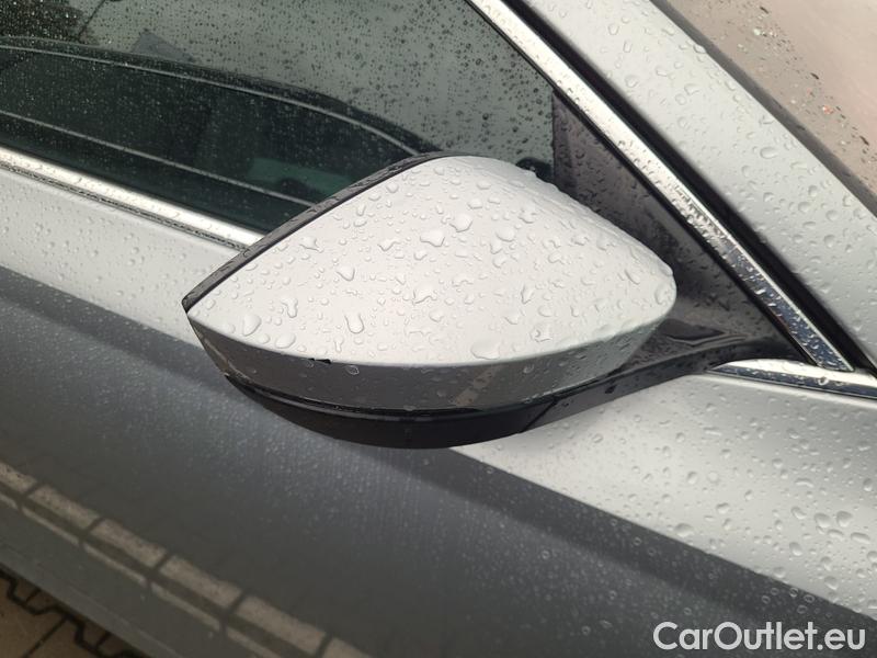  Skoda  Octavia  Combi (NX3)(2020) Oct.Combi 2.0TDI 110 Style AT #6