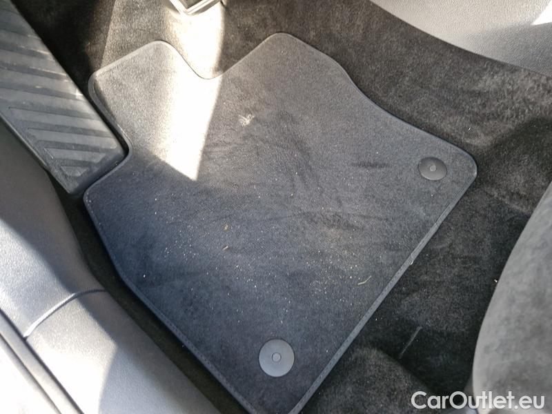  Skoda  Superb  Combi (3V5)(2015) Sup.C.FL2.0TDI 140 Sco.4x4 AT #23