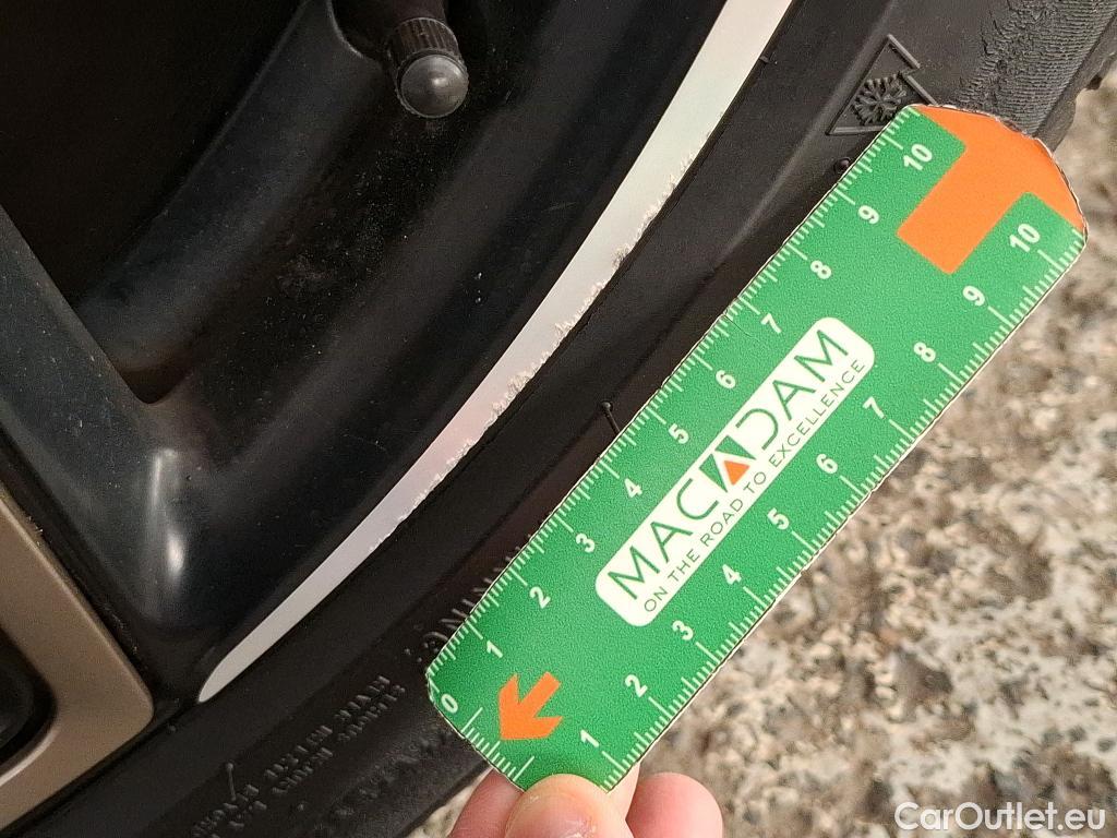  Citroen  DS9 DS DS 9 / 2020 / 4P / Berline E-TENSE 225 RIVOLI + #39