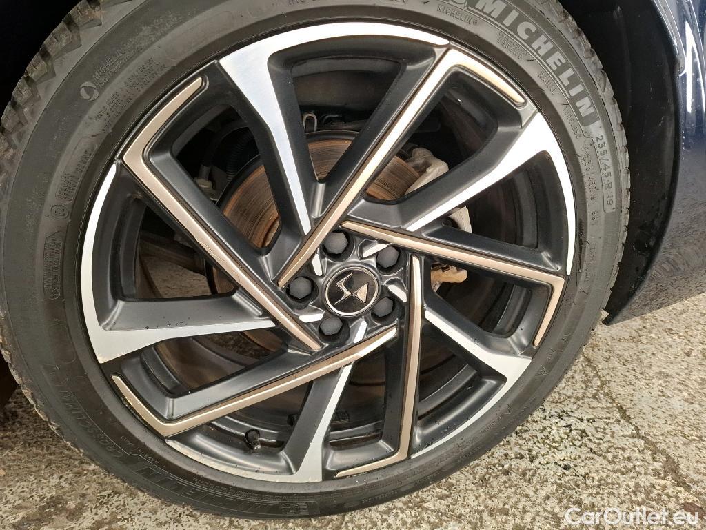  Citroen  DS9 DS DS 9 / 2020 / 4P / Berline E-TENSE 225 RIVOLI + #32