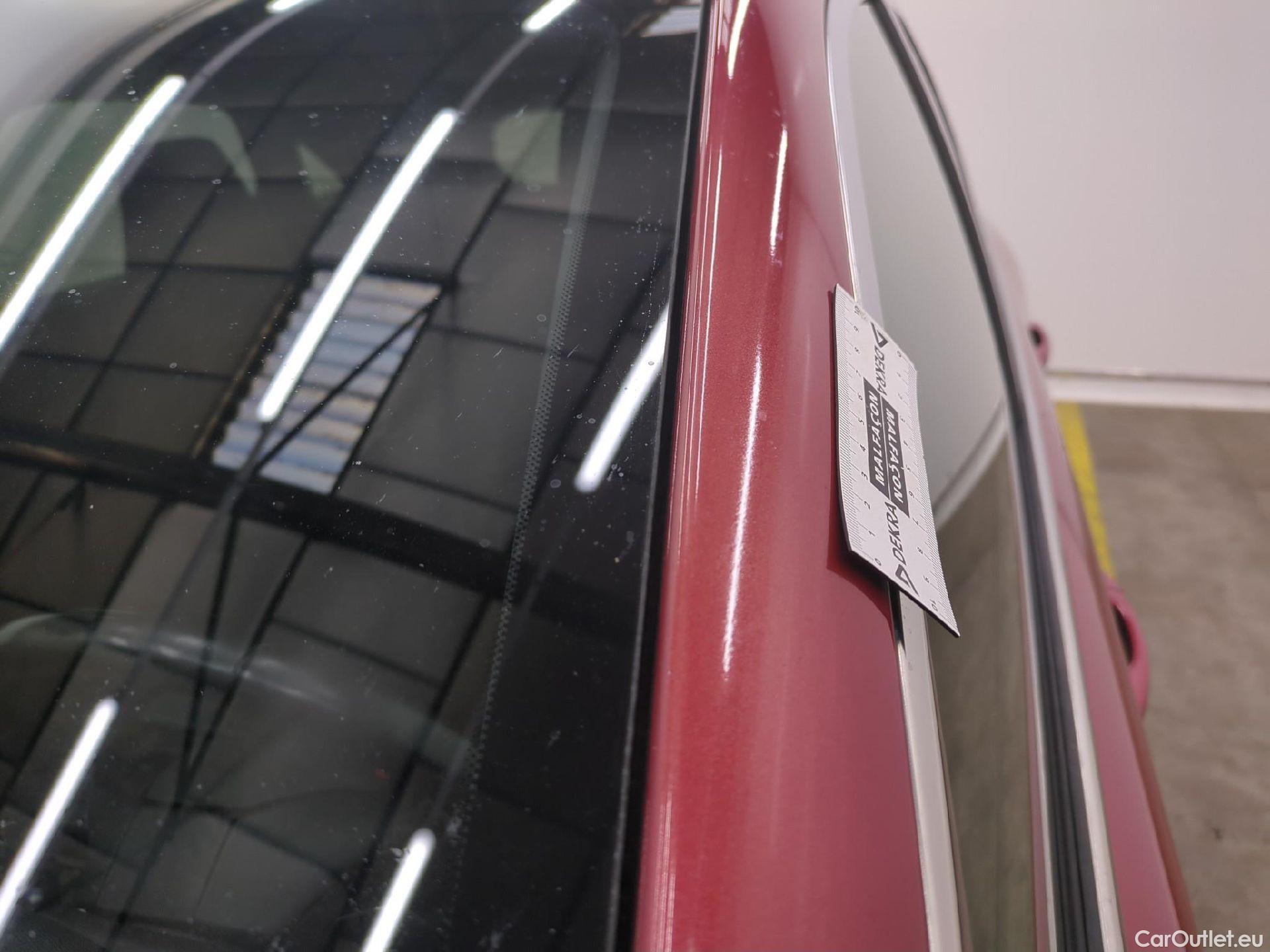  DS  DS7 DS DS 7 Crossback / 2017 / 5P / SUV BlueHDi 130 Automatique Business #38