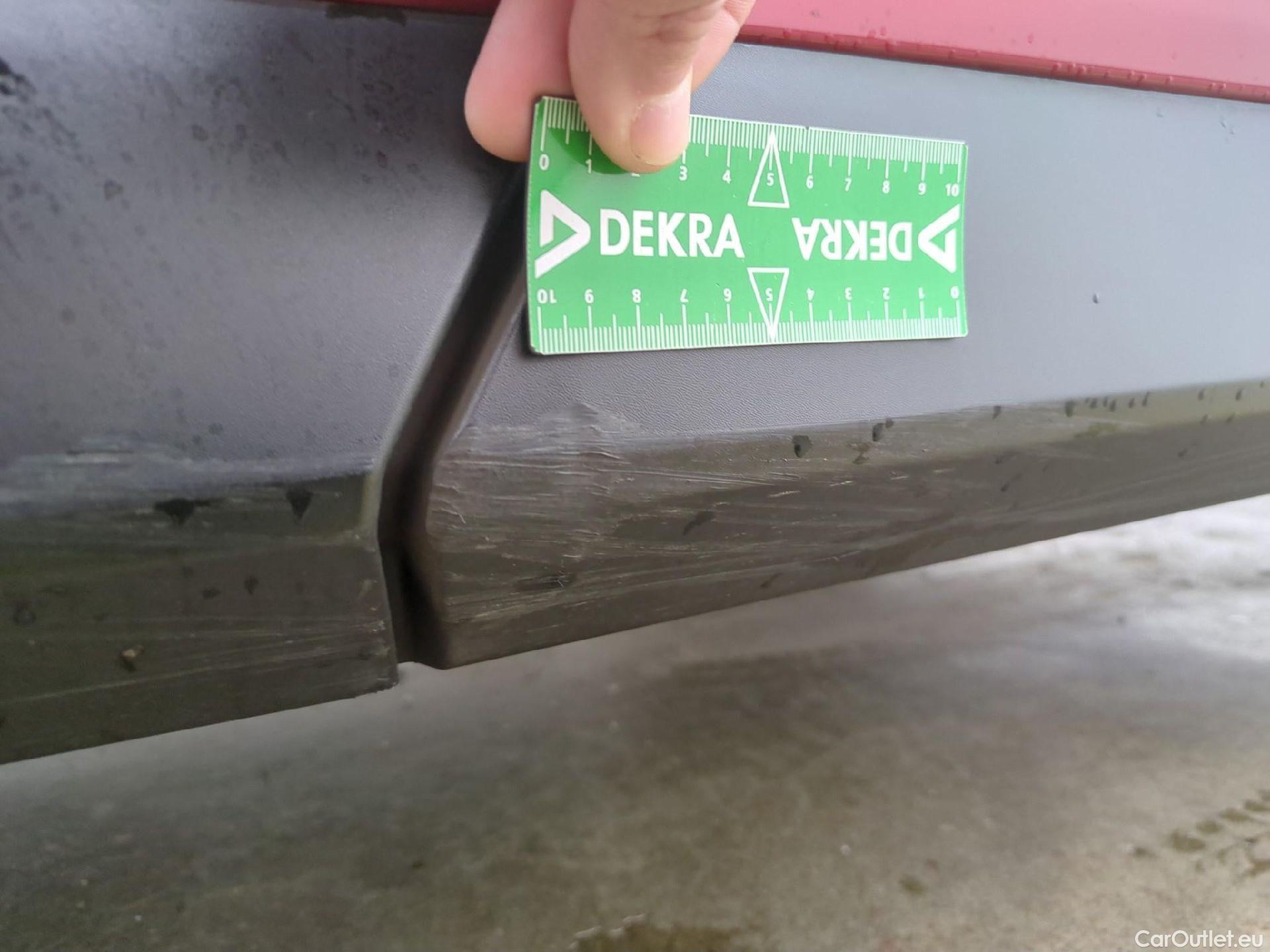  DS  DS7 DS DS 7 Crossback / 2017 / 5P / SUV BlueHDi 130 Automatique Business #22