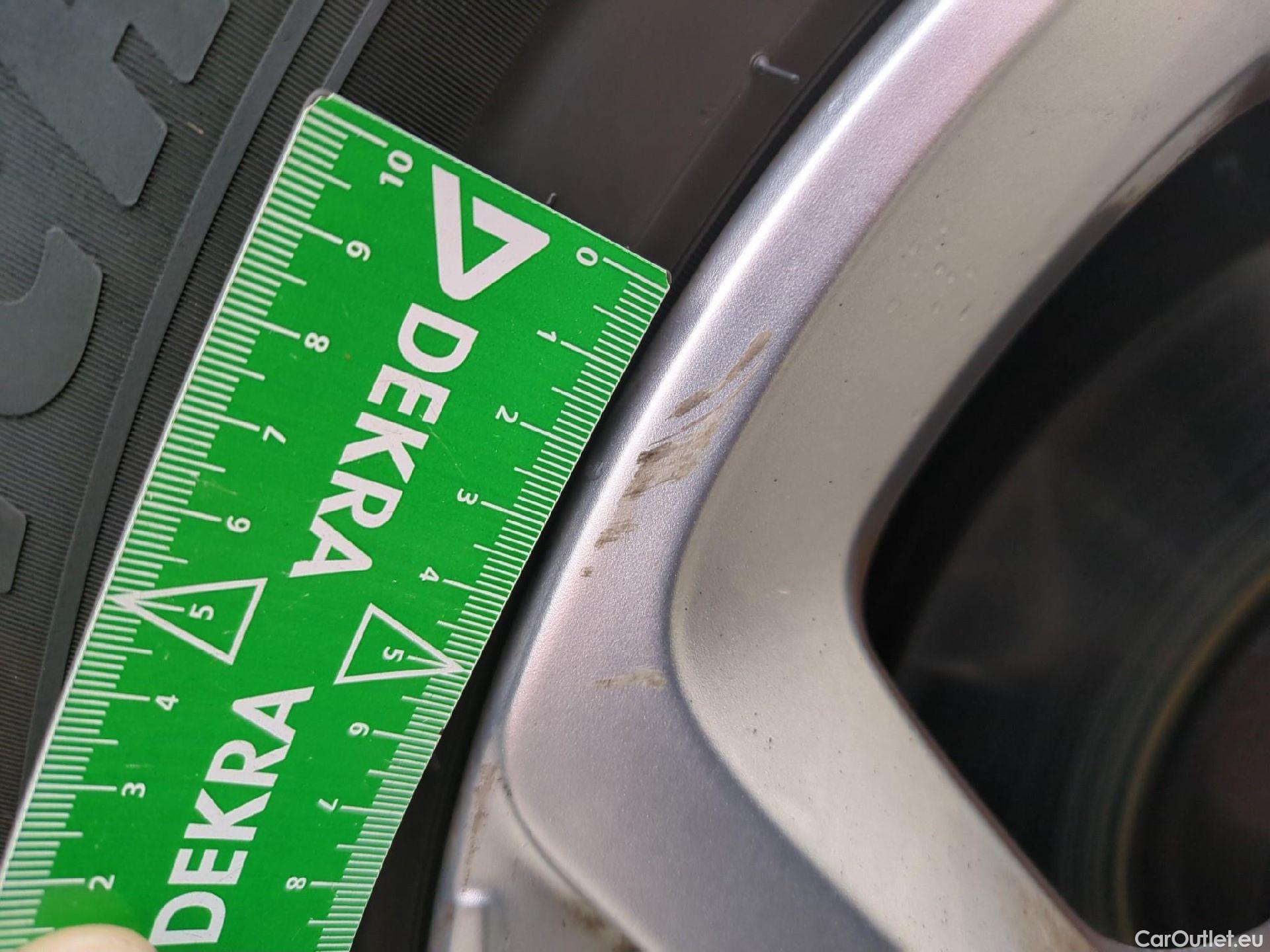  DS  DS7 DS DS 7 Crossback / 2017 / 5P / SUV BlueHDi 130 Automatique Business #13