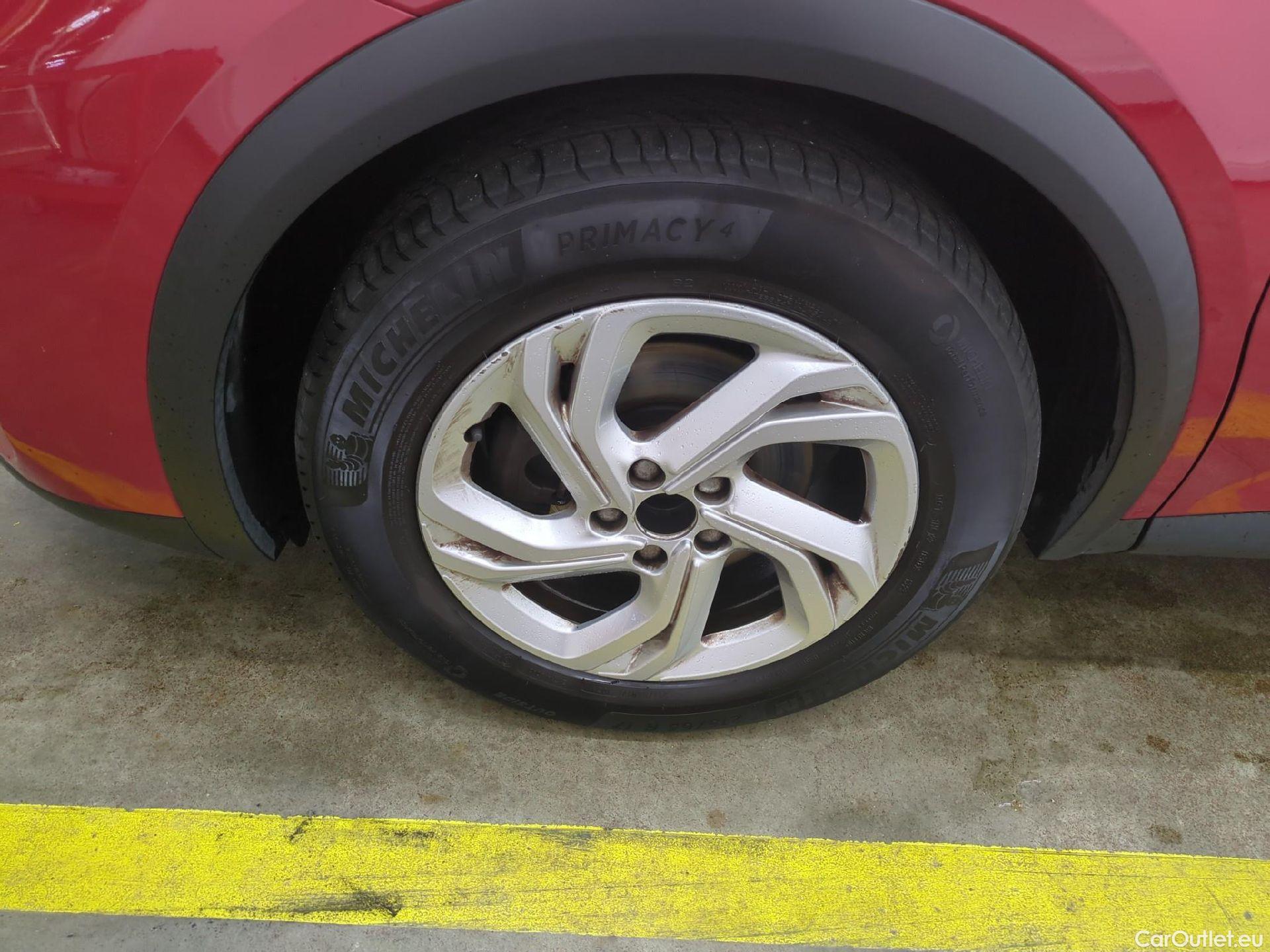  DS  DS7 DS DS 7 Crossback / 2017 / 5P / SUV BlueHDi 130 Automatique Business #5