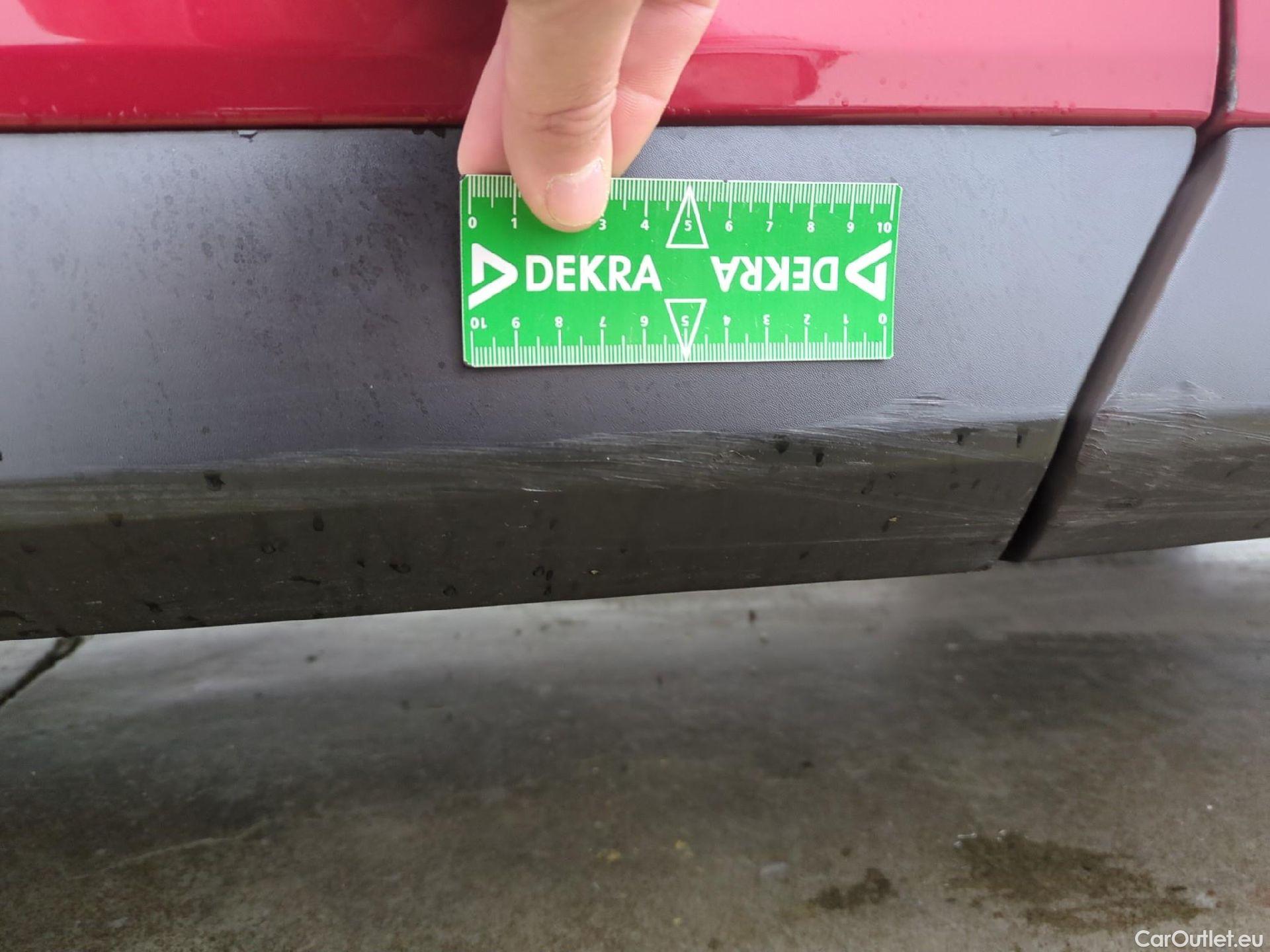  DS  DS7 DS DS 7 Crossback / 2017 / 5P / SUV BlueHDi 130 Automatique Business #19