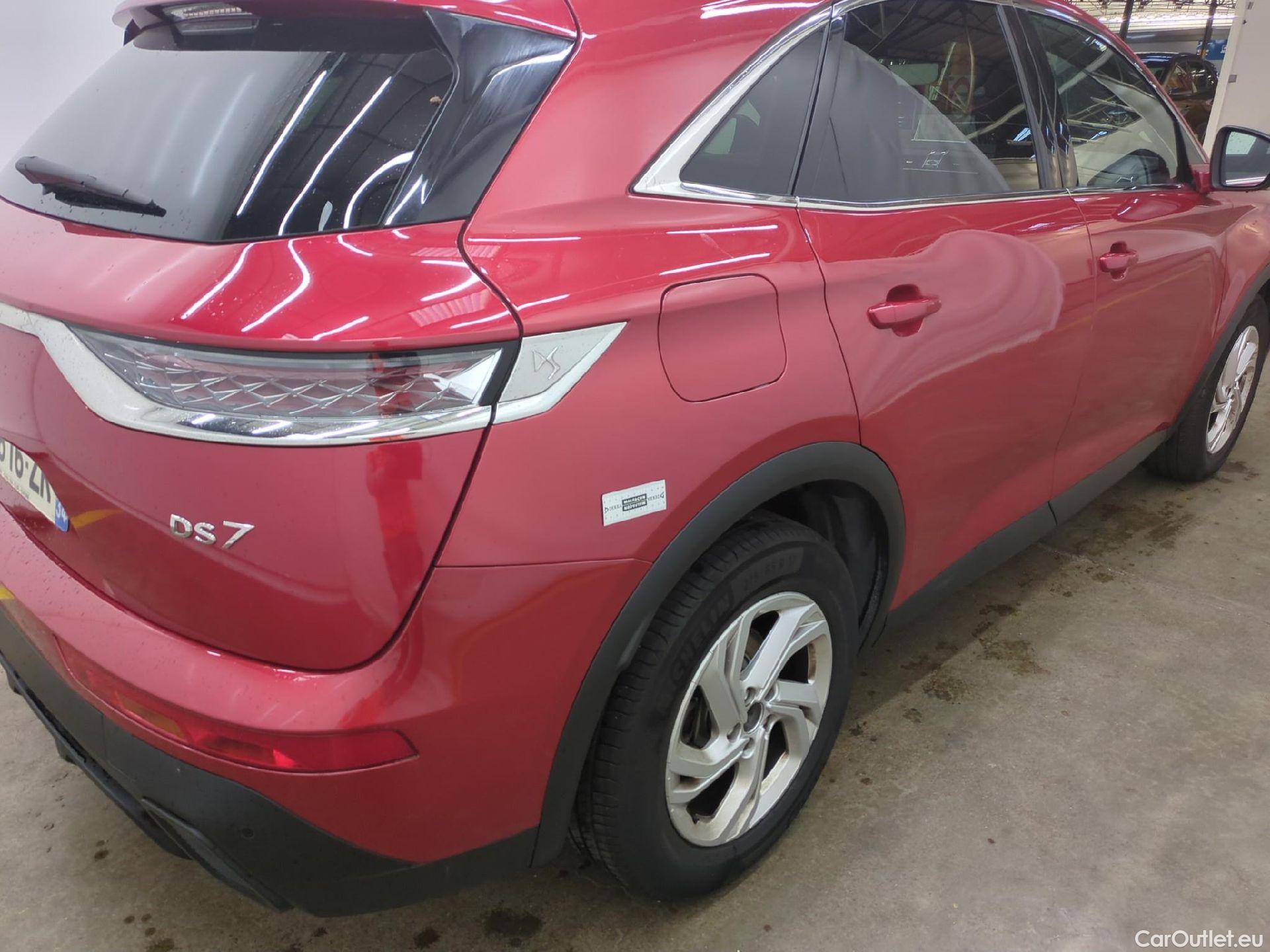  DS  DS7 DS DS 7 Crossback / 2017 / 5P / SUV BlueHDi 130 Automatique Business #25