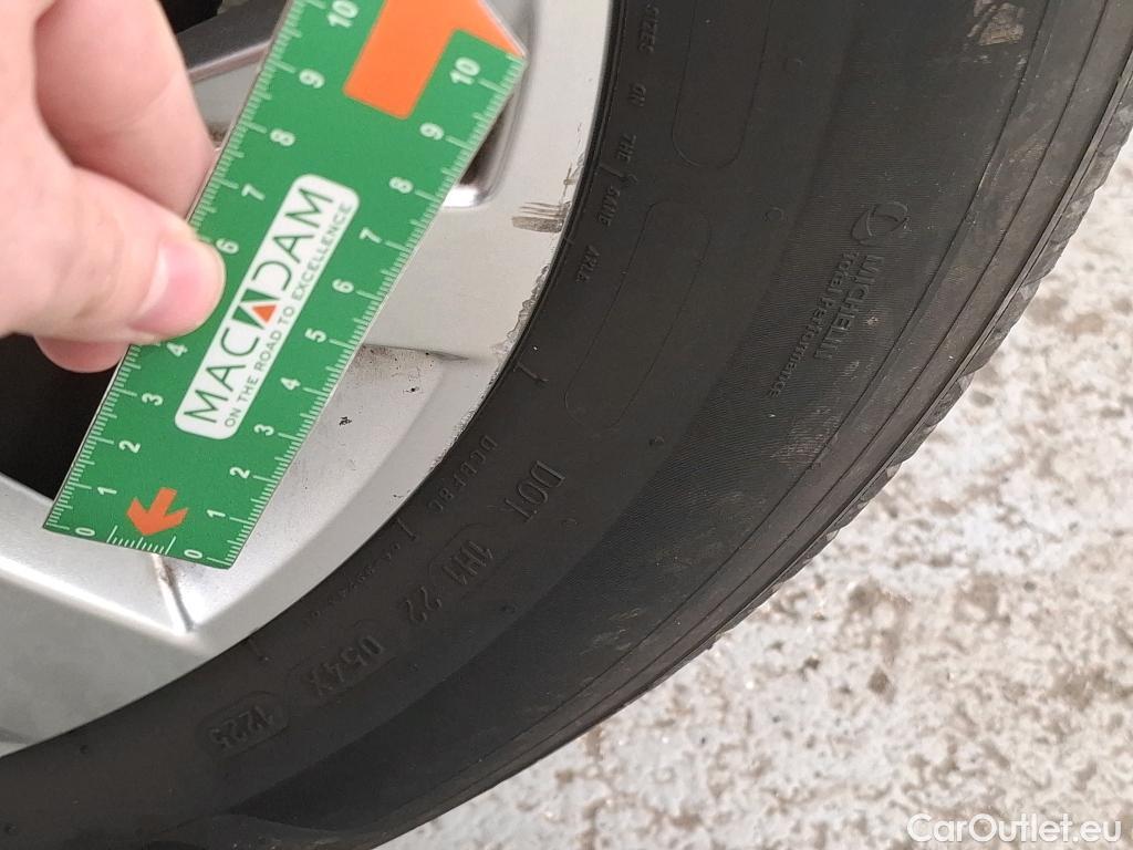  Peugeot  3008  Active Pack 1.5 HDi 130CV BVA8 E6d #23