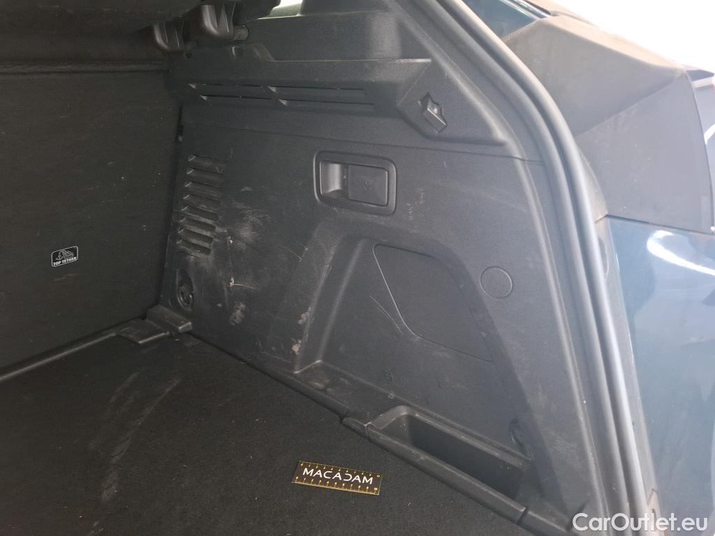  Peugeot  3008  Active Business 1.5 HDi 130CV BVA8 E6d #23