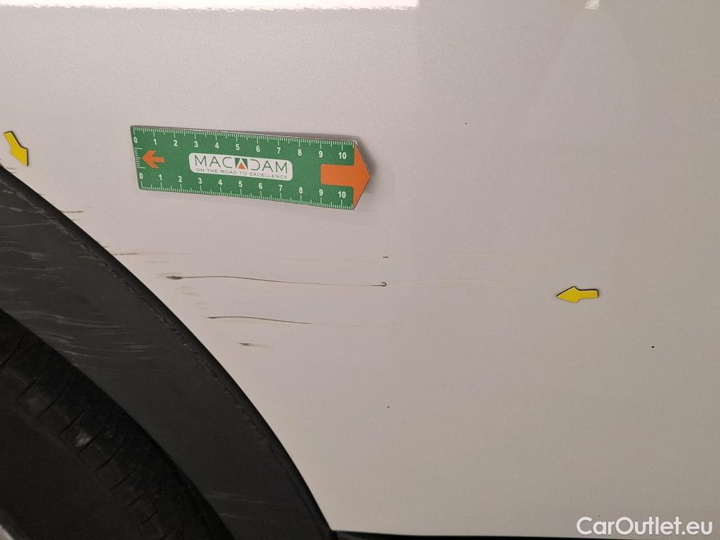  Peugeot  3008  Active Pack 1.5 HDi 130CV BVA8 E6d #4