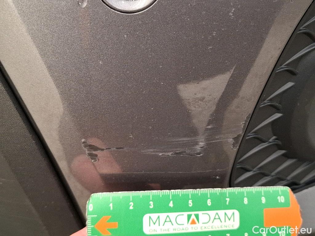  Mercedes  GLB MERCEDES-BENZ  / 2019 / 5P / SUV  200 d Business Line #3