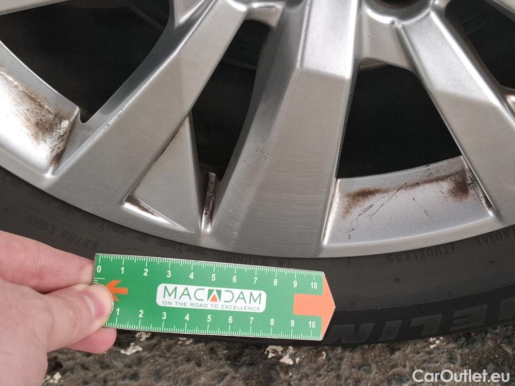  Peugeot  3008  Active Pack 1.5 HDi 130CV BVA8 E6d #11