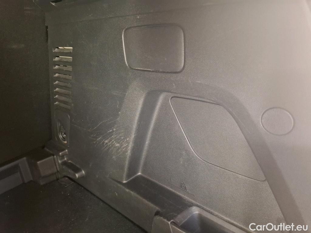  Peugeot  3008  Active Pack 1.5 HDi 130CV BVA8 E6d #26