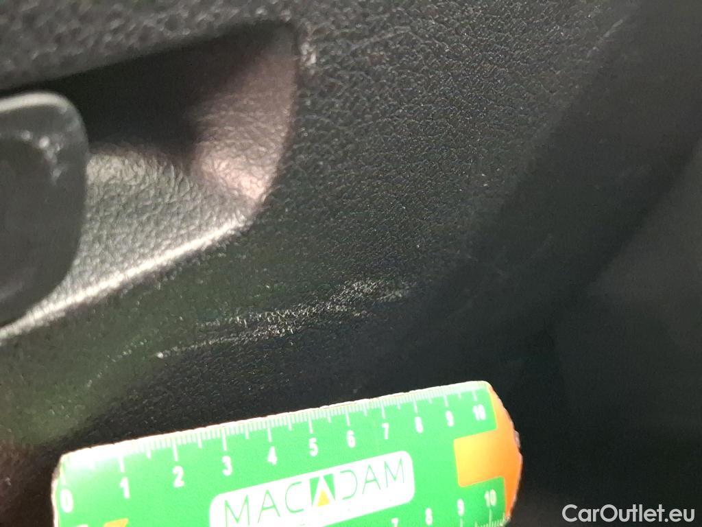  Mercedes  GLB MERCEDES-BENZ  / 2019 / 5P / SUV  200 d Business Line #5