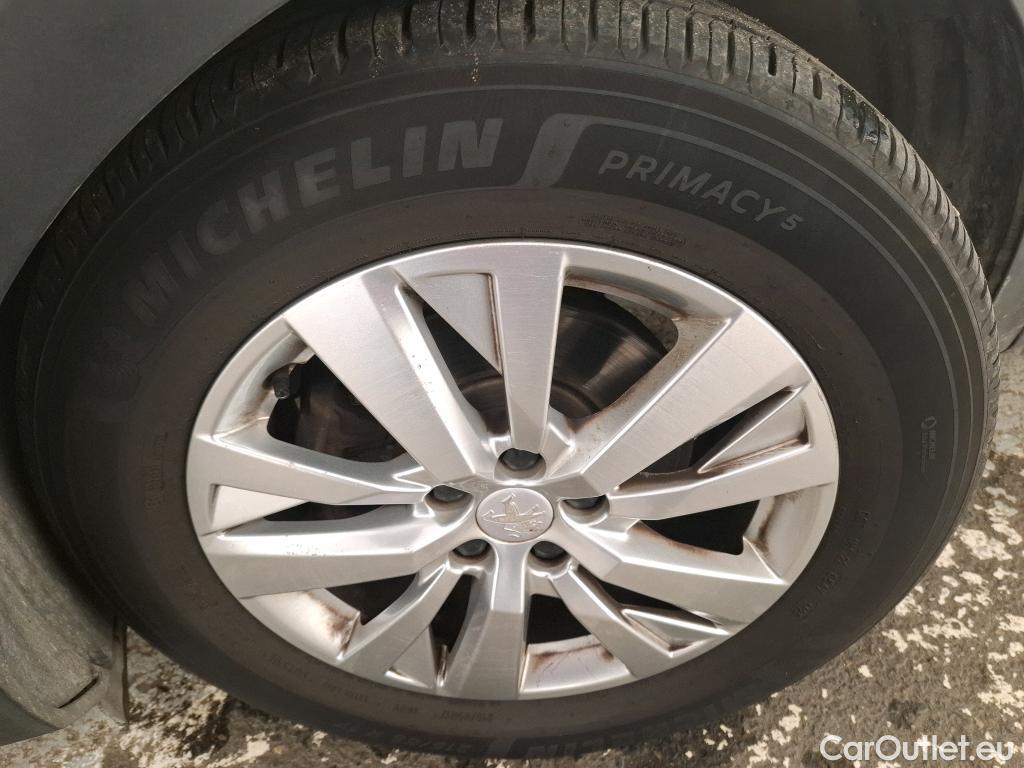  Peugeot  3008  Active Pack 1.5 HDi 130CV BVA8 E6d #9