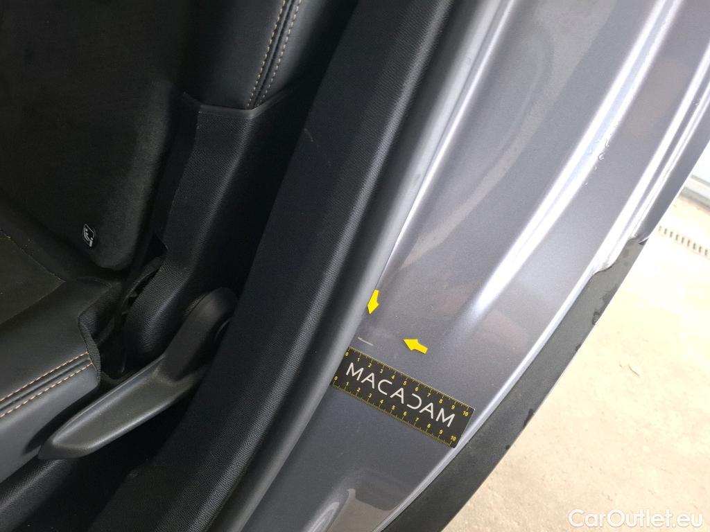  Peugeot  5008  GT Line 1.5 HDi 130CV BVA8 E6dT #48