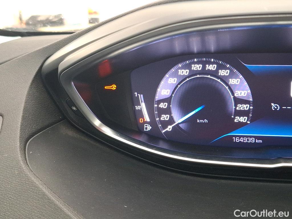  Peugeot  5008  Allure 1.5 HDi 130CV BVM6 7 Sieges E6d #11