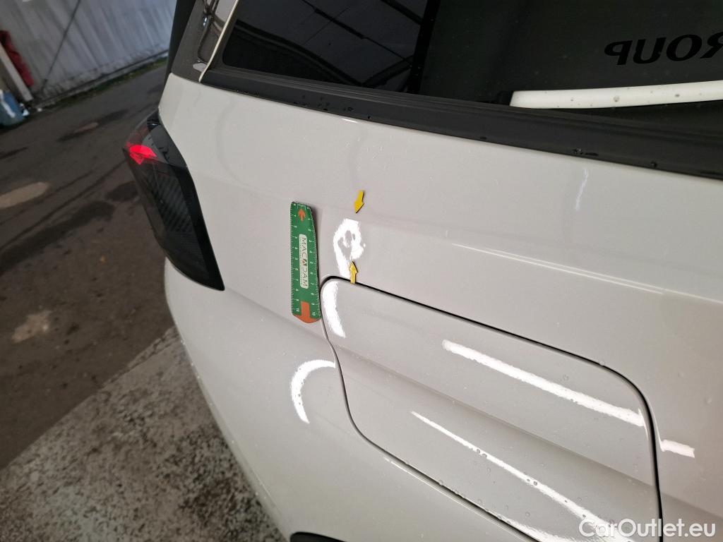  Peugeot  5008  Allure 1.5 HDi 130CV BVM6 7 Sieges E6d #8