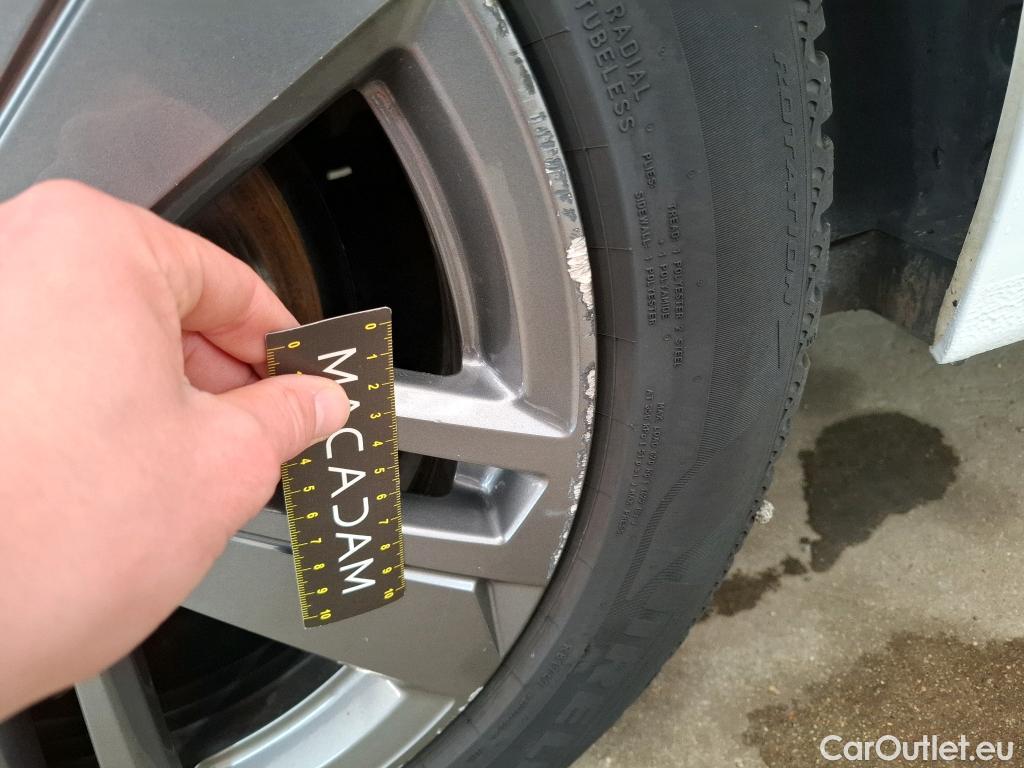  Peugeot  308  Active Pack 1.5 HDi 130CV BVA8 E6d #37