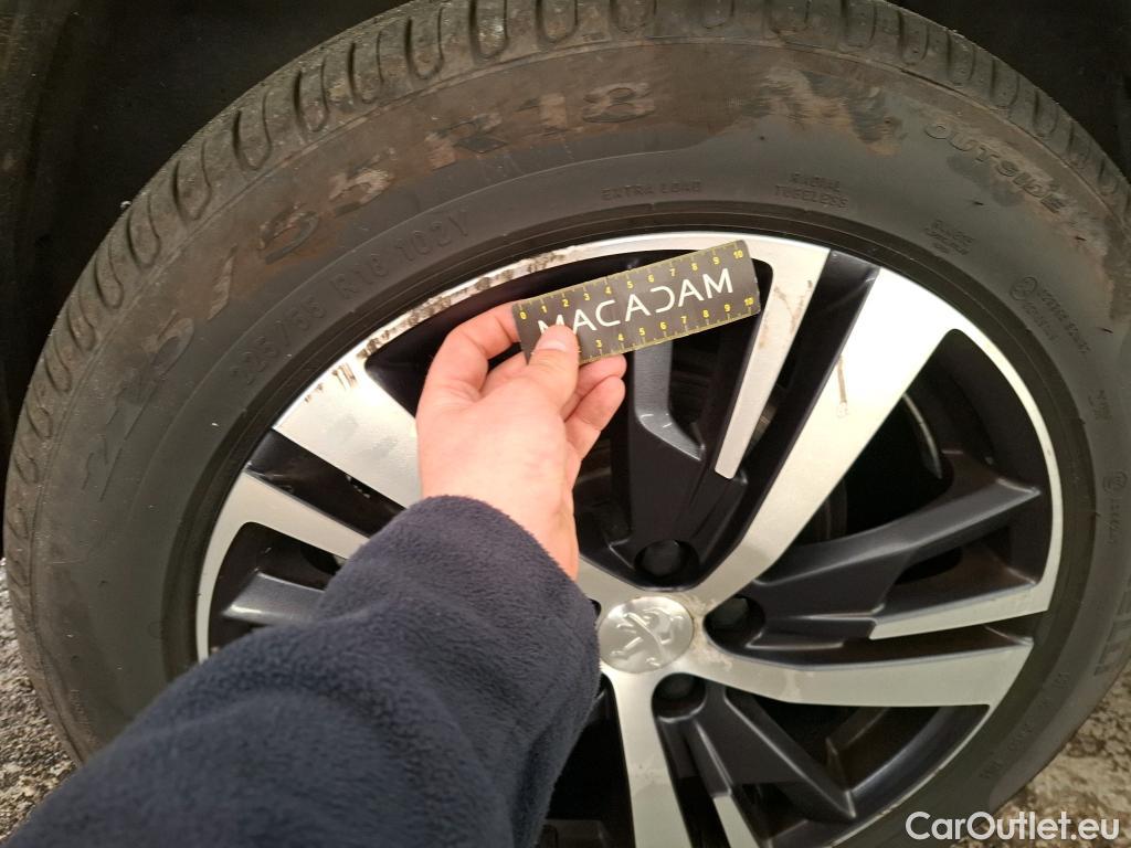  Peugeot  3008  Allure Business 1.2 PureTech 130CV BVA8 E6dT #23