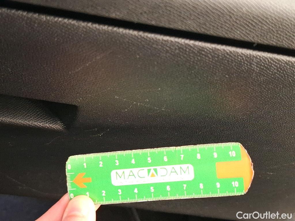  Peugeot  308 PEUGEOT  SW / 2021 / 5P / Break BlueHDi 130 ALLURE PACK #11