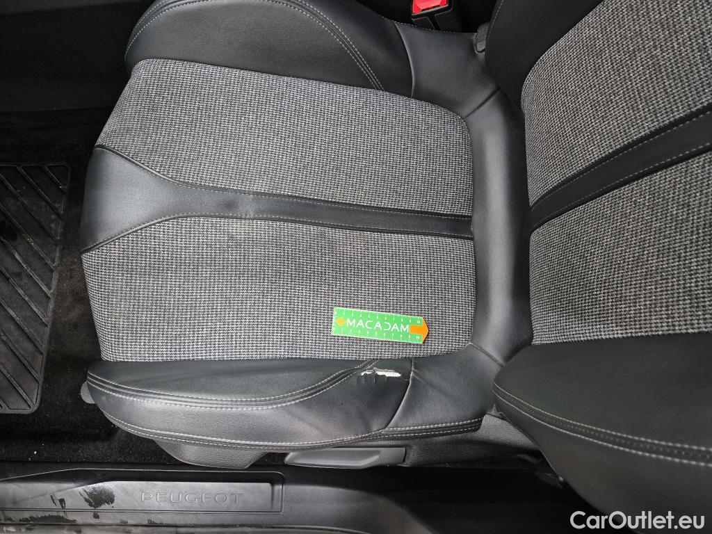  Peugeot  5008  Allure Business 1.5 HDi 130CV BVA8 7 Sieges E6dT #1