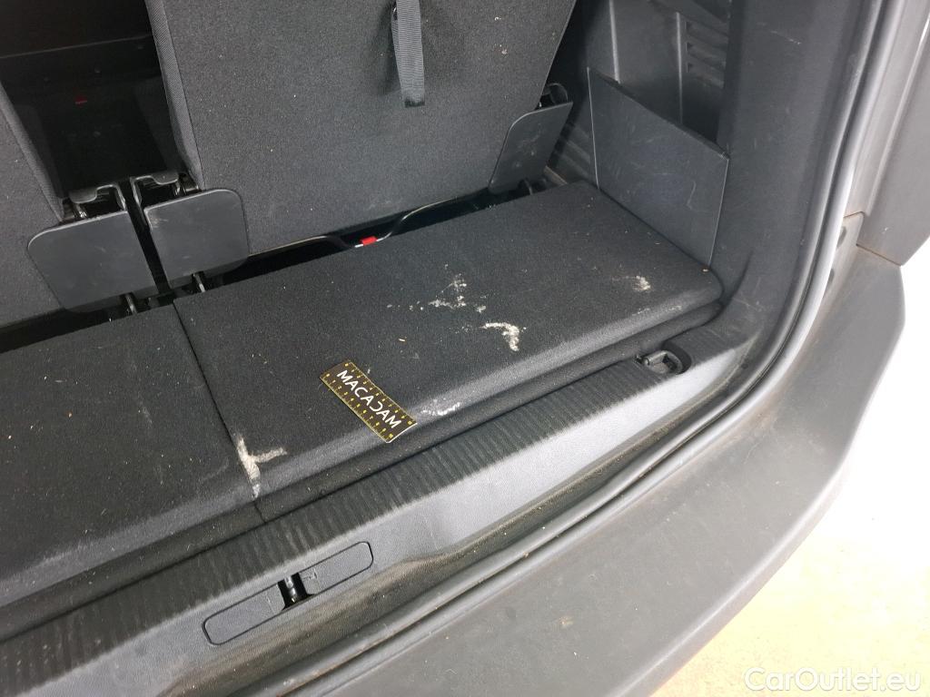  Peugeot  5008  Active Business 1.5 HDi 130CV BVM6 E6d #1