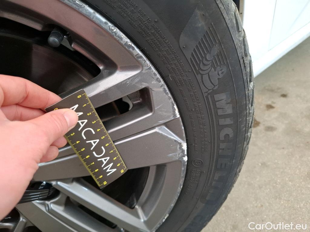  Peugeot  308  Active Pack 1.5 HDi 130CV BVA8 E6d #22