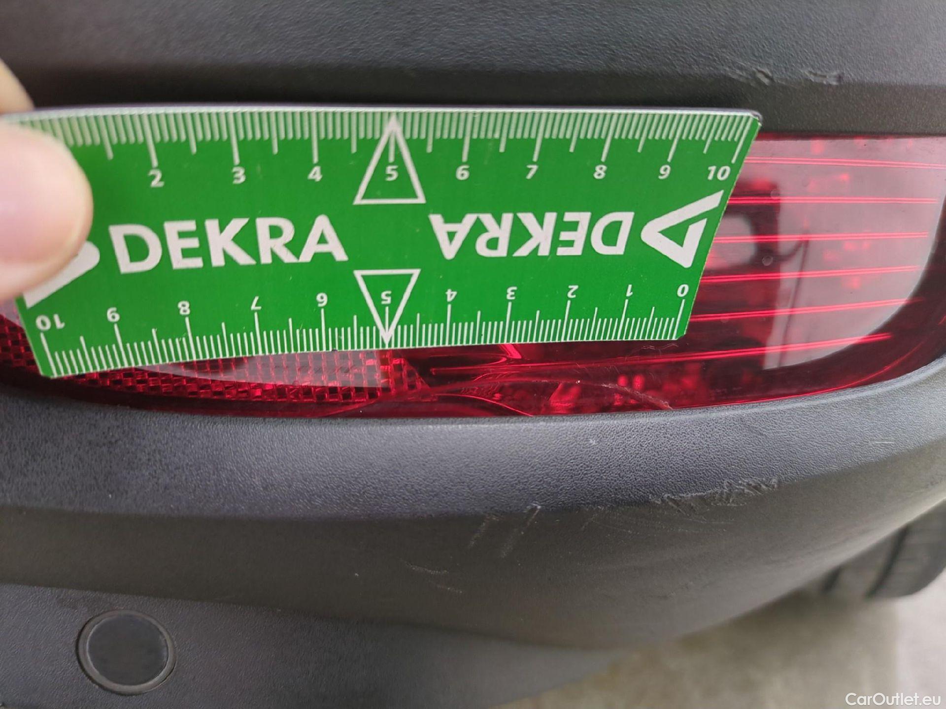  Peugeot  5008  Active Business 1.5 HDi 130CV BVA8 E6d #64