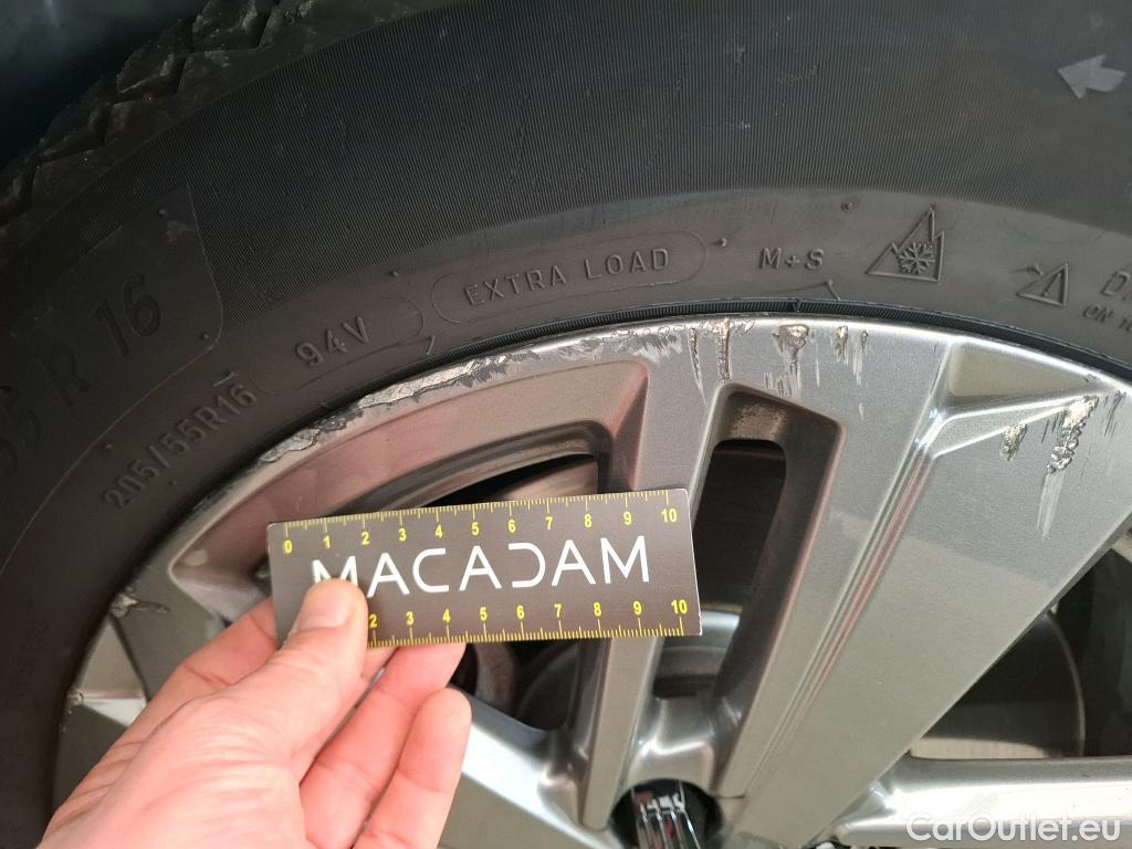  Peugeot  308  Active Pack 1.5 HDi 130CV BVA8 E6d #20