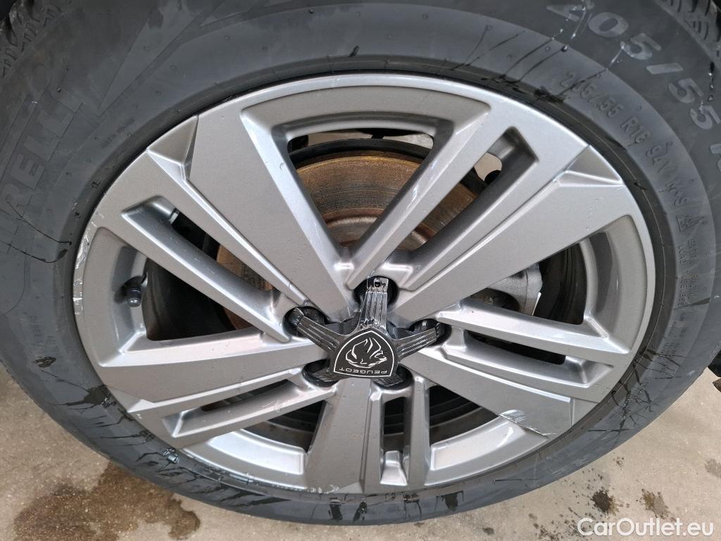  Peugeot  308  Active Pack 1.5 HDi 130CV BVA8 E6d #13