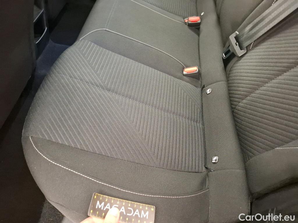  Peugeot  308 PEUGEOT  SW / 2021 / 5P / Break BlueHDi 130 EAT8 ACTIVE PACK #18