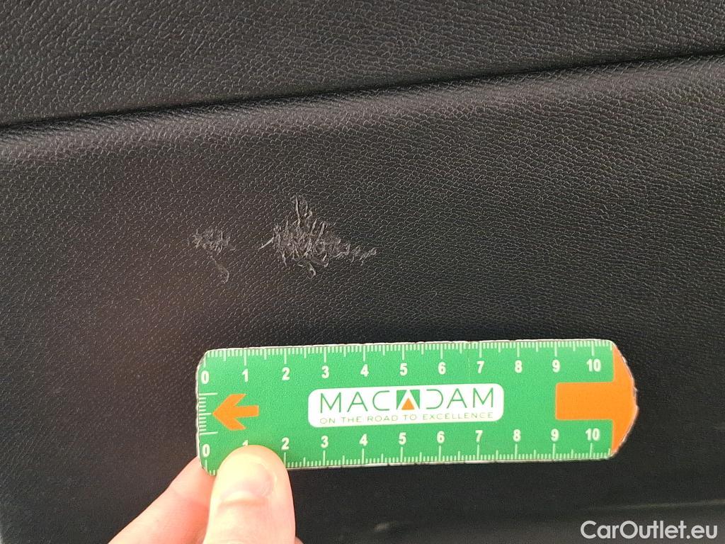  Peugeot  308 PEUGEOT  SW / 2021 / 5P / Break BlueHDi 130 ALLURE PACK #17