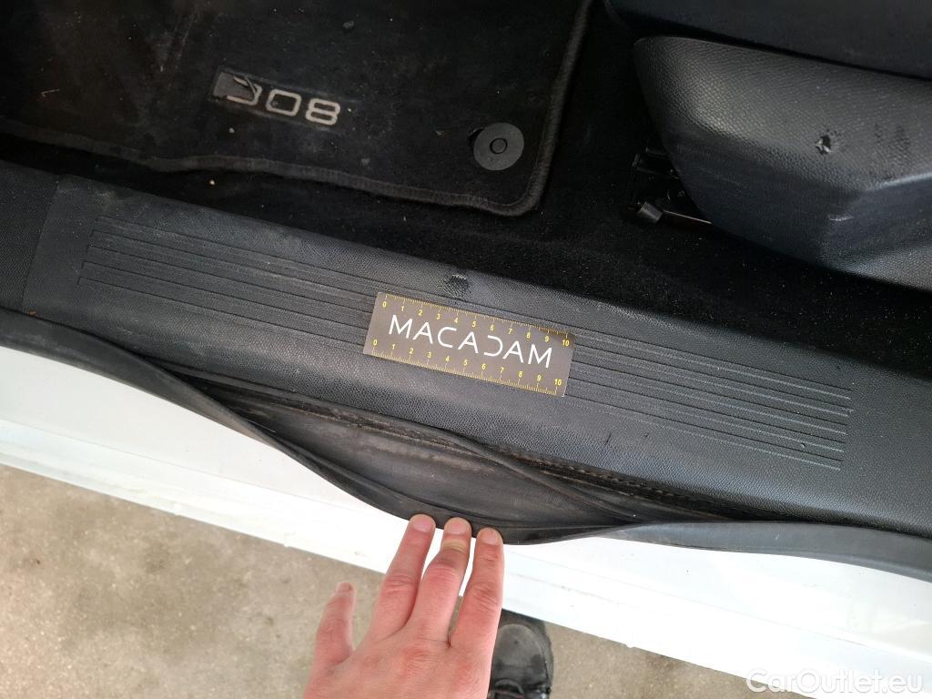  Peugeot  308  Active Pack 1.5 HDi 130CV BVA8 E6d #11